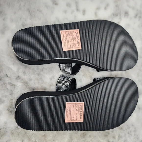 Juicy Couture Black Slide Wedge Sandals - Picture 3 of 3